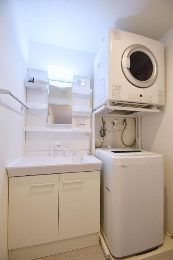 Apartment Mishuku Onna302